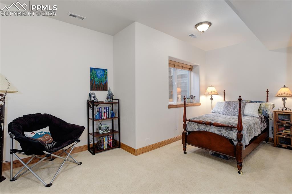 Colorado Springs, Colorado, 80908, United States, 4 Bedrooms Bedrooms, ,4 BathroomsBathrooms,Residential,For Sale,1839239