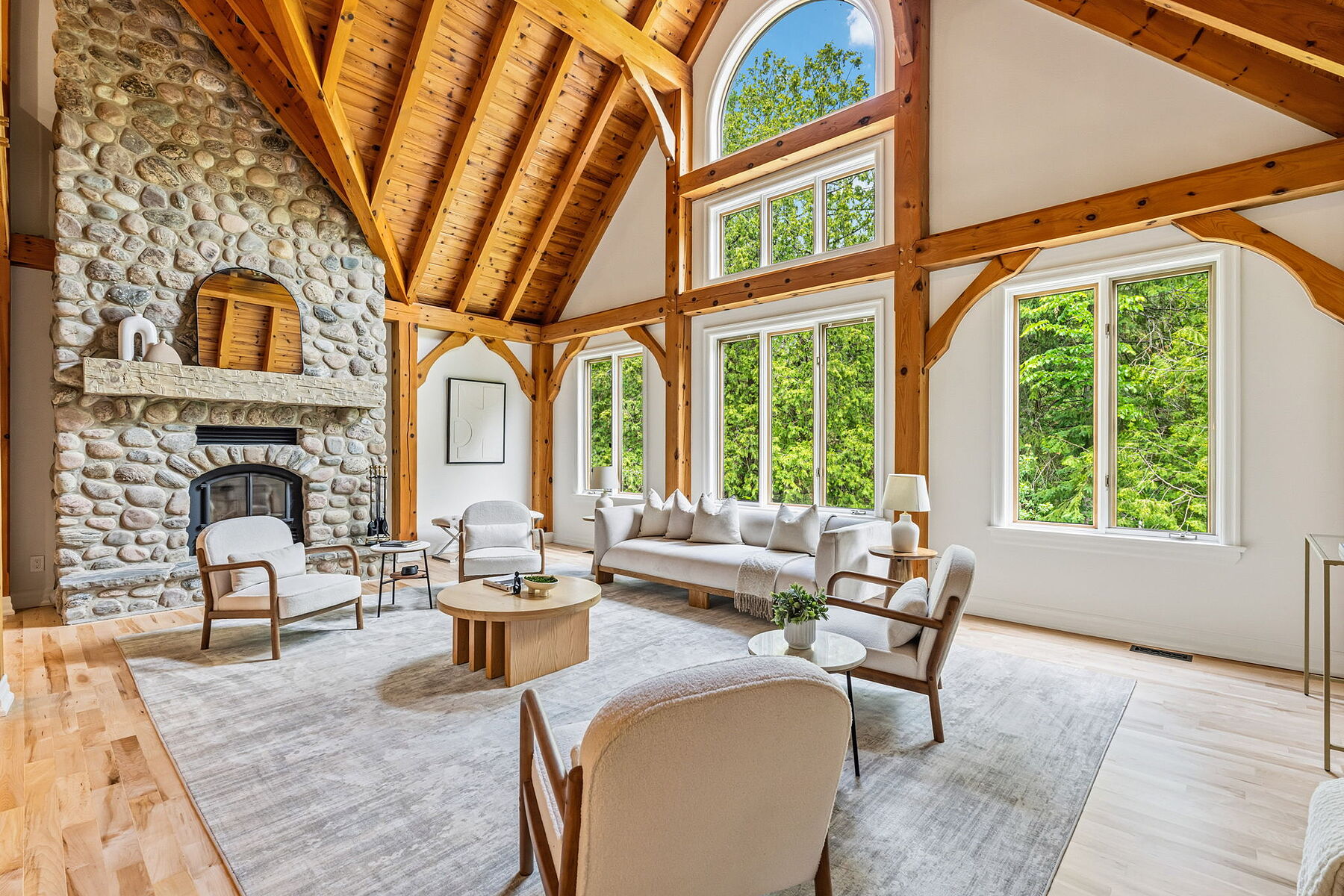  Timber Frame. Truly. - 物件實景