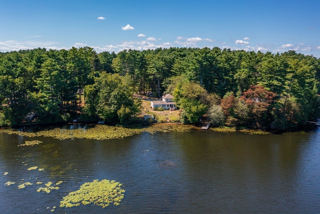 Hanson, Massachusetts, 02341, United States, 3 Bedrooms Bedrooms, ,2 BathroomsBathrooms,Residential,For Sale,1938921