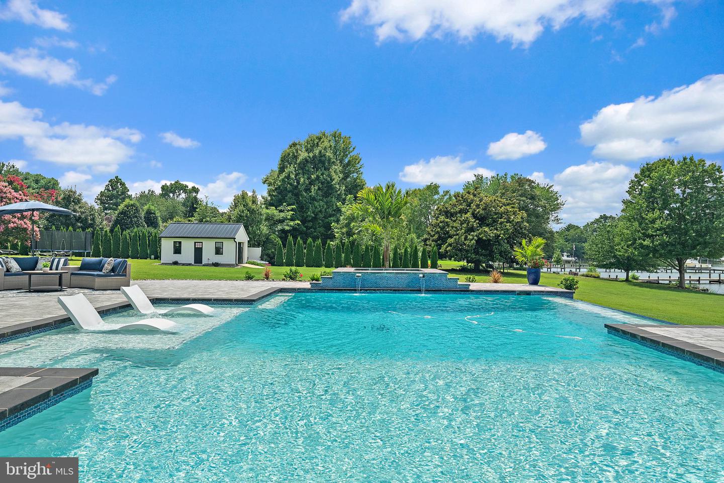 Queenstown, Maryland, 21658, United States, 5 Bedrooms Bedrooms, ,5 BathroomsBathrooms,Residential,For Sale,1907636