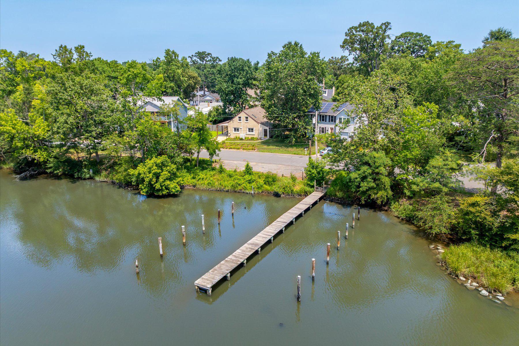  2033 Shore Drive, Edgewater, MD, 21037 - 物件實景