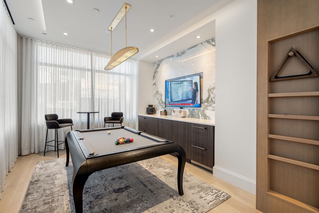 Boston, Massachusetts, 02118, United States, 1 Bedroom Bedrooms, ,1 BathroomBathrooms,Residential,For Sale,1896356