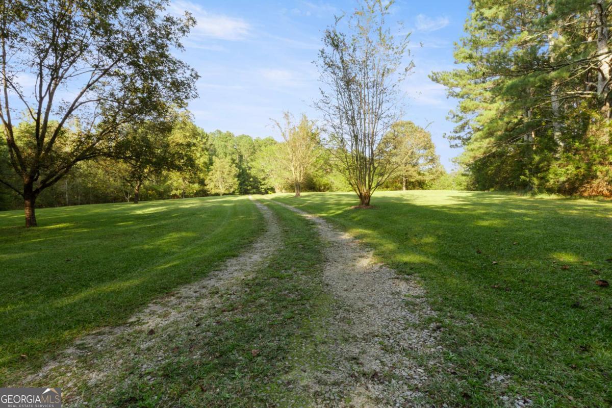 Comer, Georgia, 30629, United States, 5 Bedrooms Bedrooms, ,3 BathroomsBathrooms,Residential,For Sale,1991082