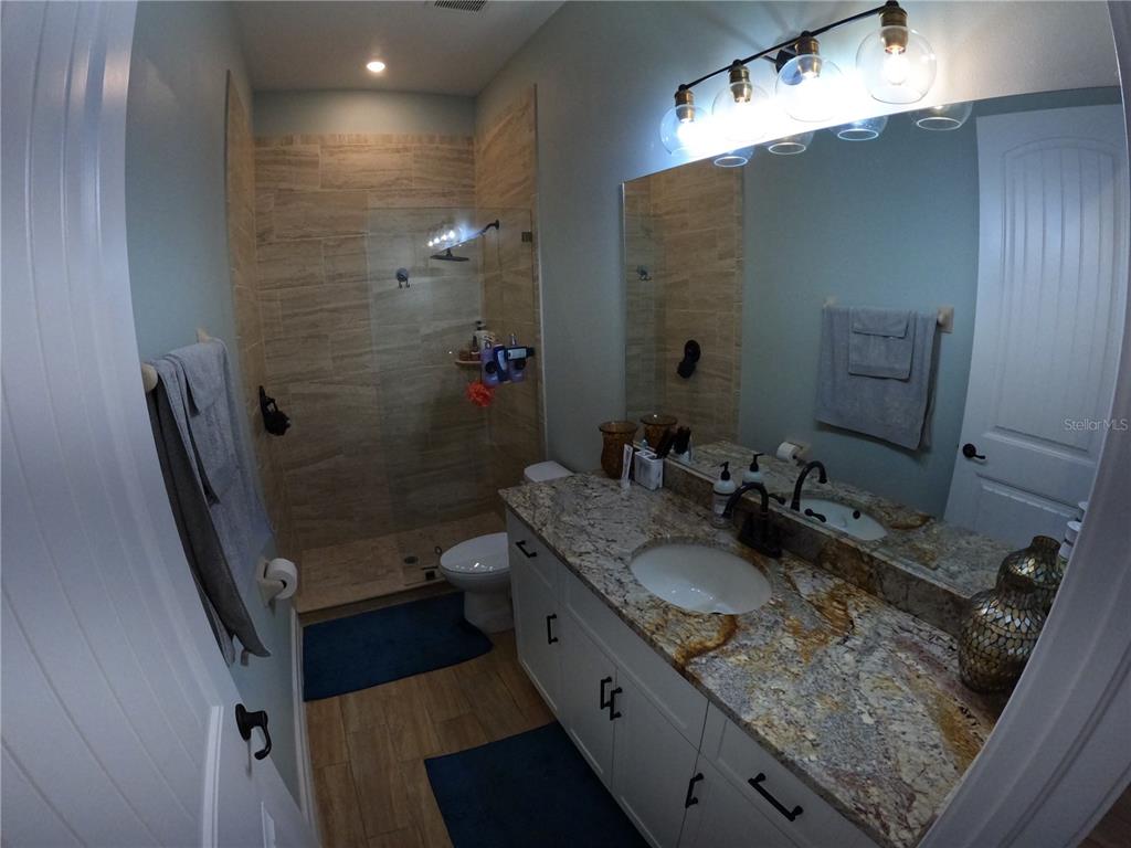 Sarasota, Florida, 34243, United States, 4 Bedrooms Bedrooms, ,3 BathroomsBathrooms,Residential,For Sale,1874918