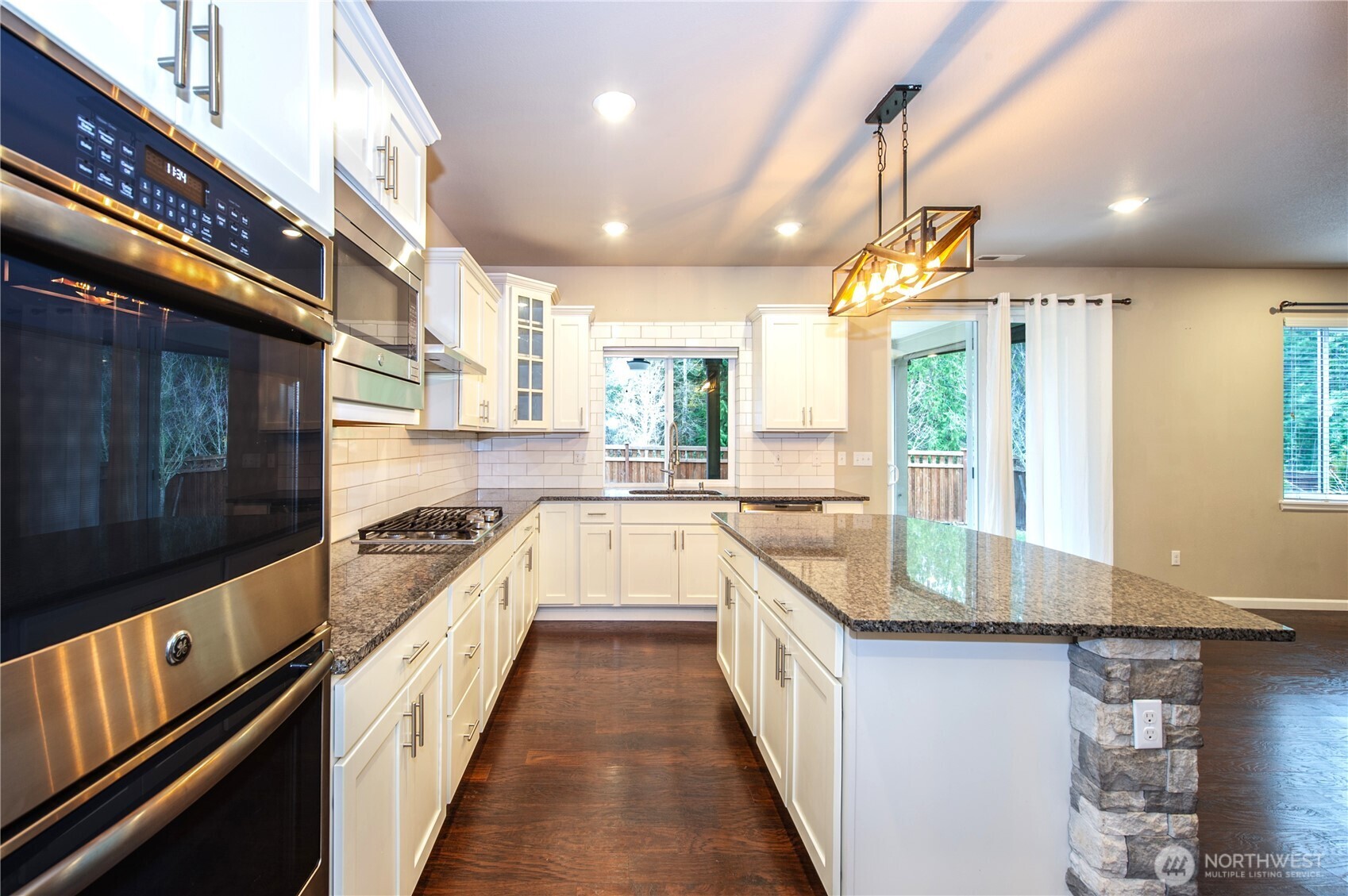 Bonney Lake, Washington, 98391, United States, 4 Bedrooms Bedrooms, ,3 BathroomsBathrooms,Residential,For Sale,2002531