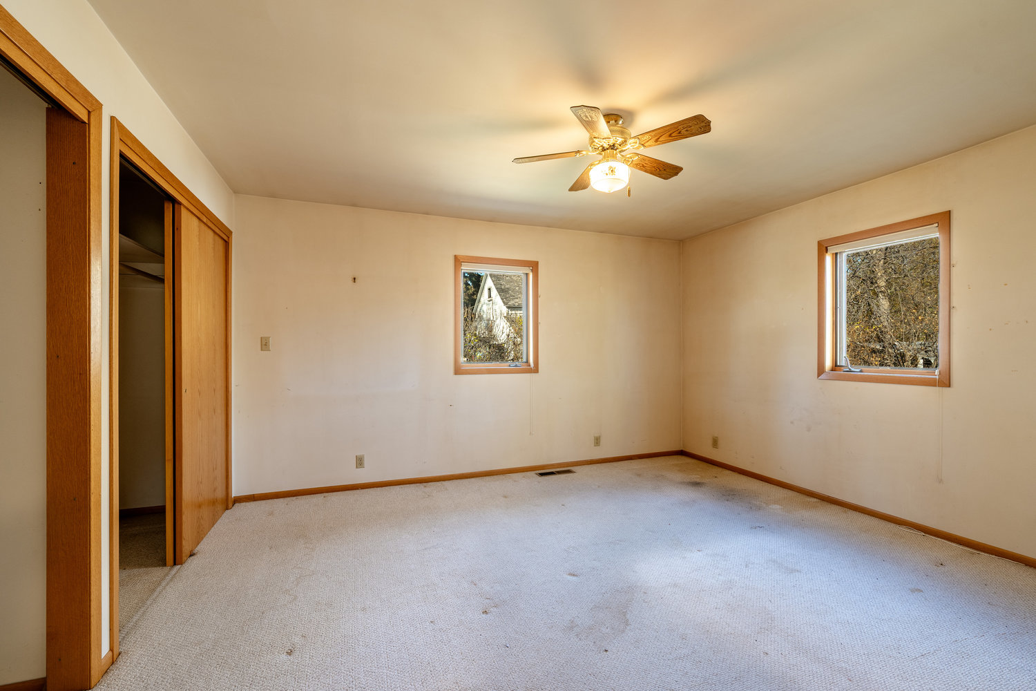 Sheridan, Wyoming, 82801, United States, 4 Bedrooms Bedrooms, ,2 BathroomsBathrooms,Residential,For Sale,1987057