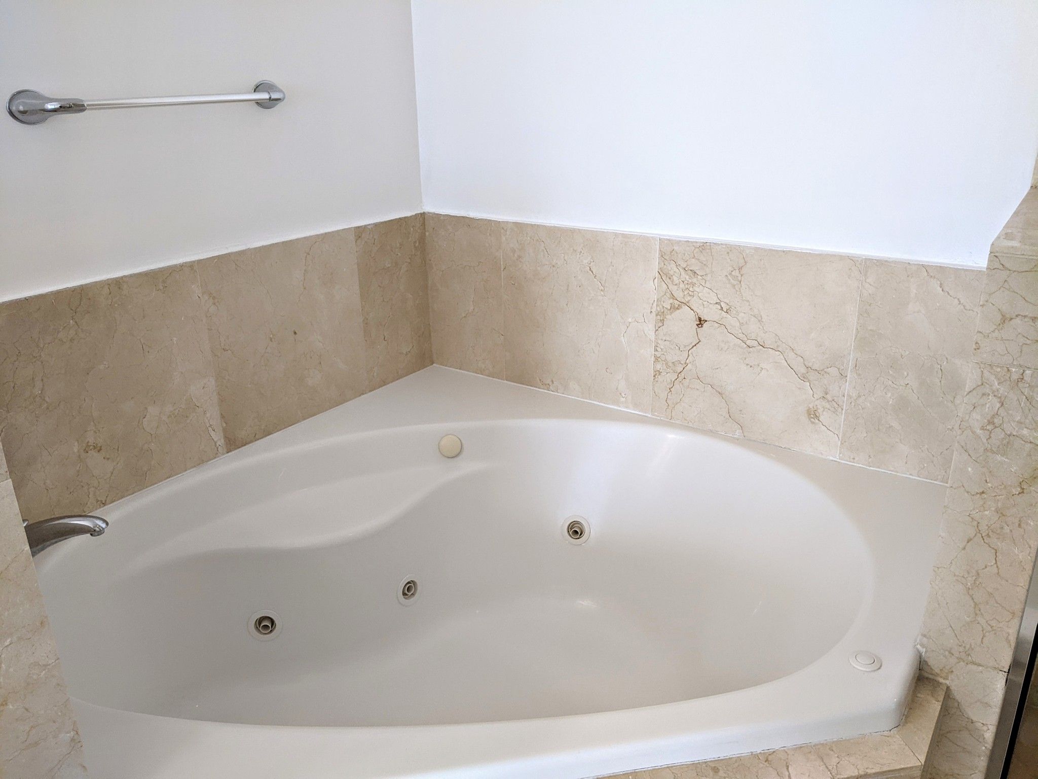  7910 Harbor Island Dr, North Bay Village, FL, 33141 - 物件實景