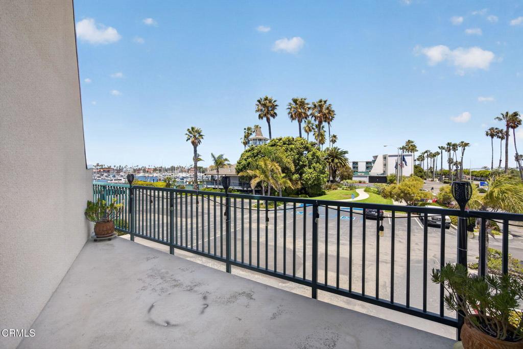 Oxnard, California, 93035, United States, 2 Bedrooms Bedrooms, ,1 BathroomBathrooms,Residential,For Sale,2040147