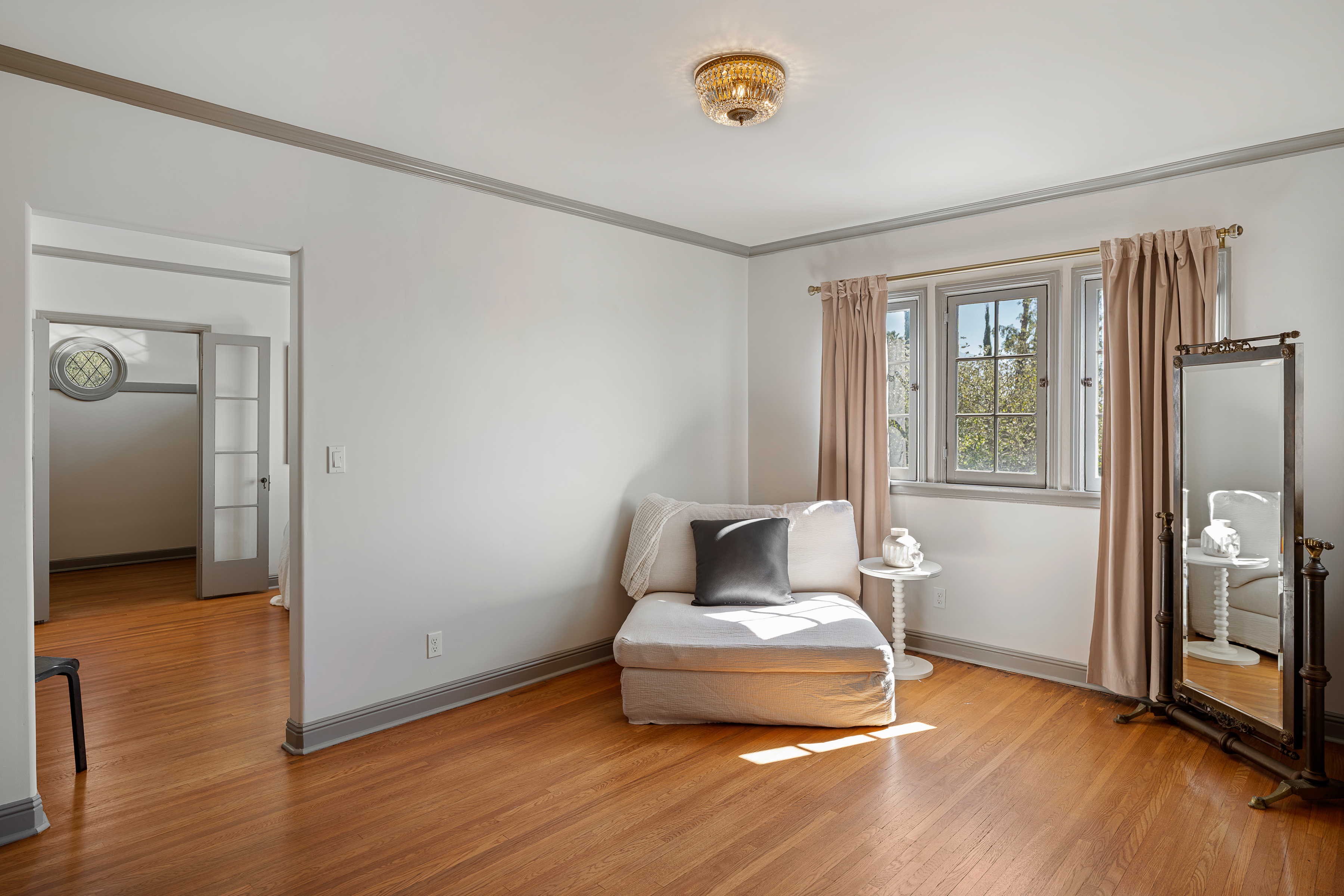  2384 East Orange Grove Boulevard - 物件實景
