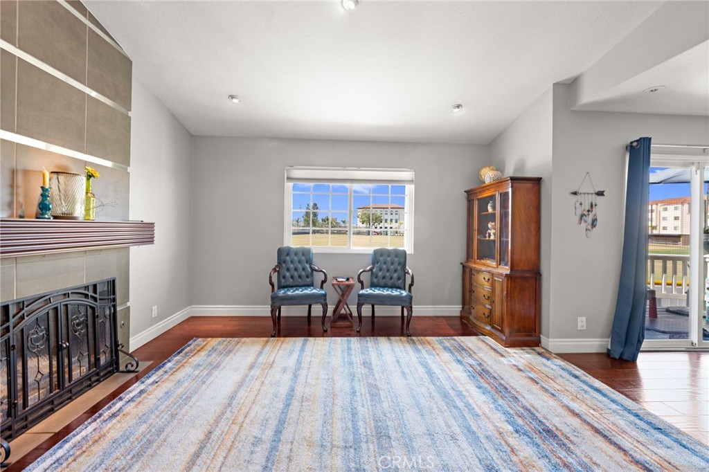 Costa Mesa, California, 92626, United States, 2 Bedrooms Bedrooms, ,2 BathroomsBathrooms,Residential,For Sale,1928708