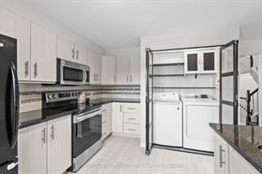 Ottawa, Ontario, K2G 5V4, CA, 3 Bedrooms Bedrooms, ,3 BathroomsBathrooms,Residential,For Sale,1966903