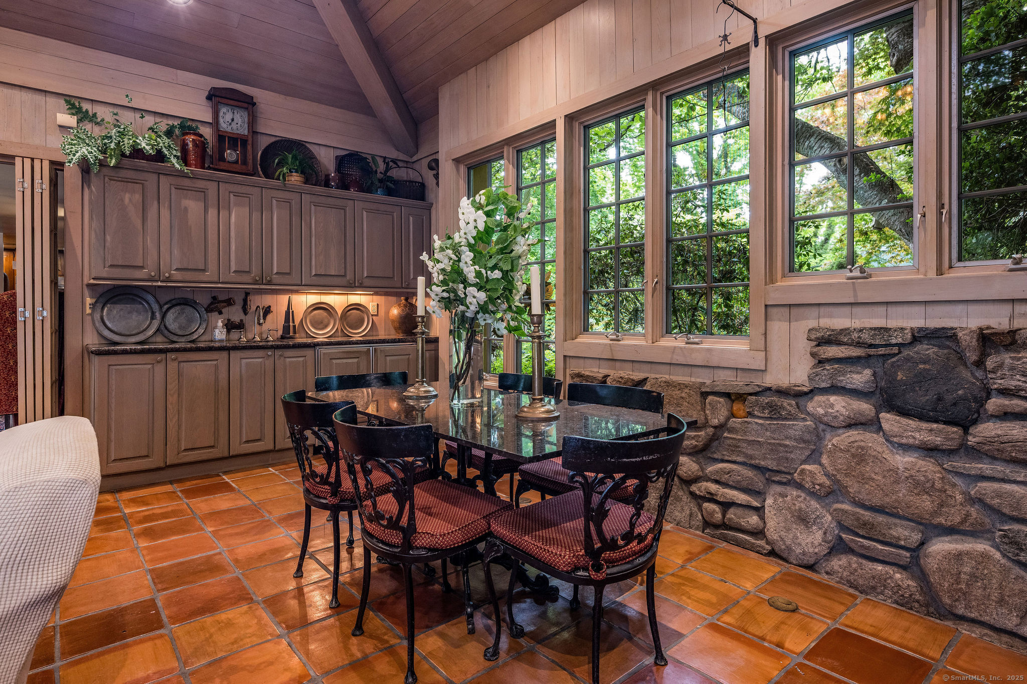 Madison, Connecticut, 06443, United States, 5 Bedrooms Bedrooms, ,4 BathroomsBathrooms,Residential,For Sale,1838358