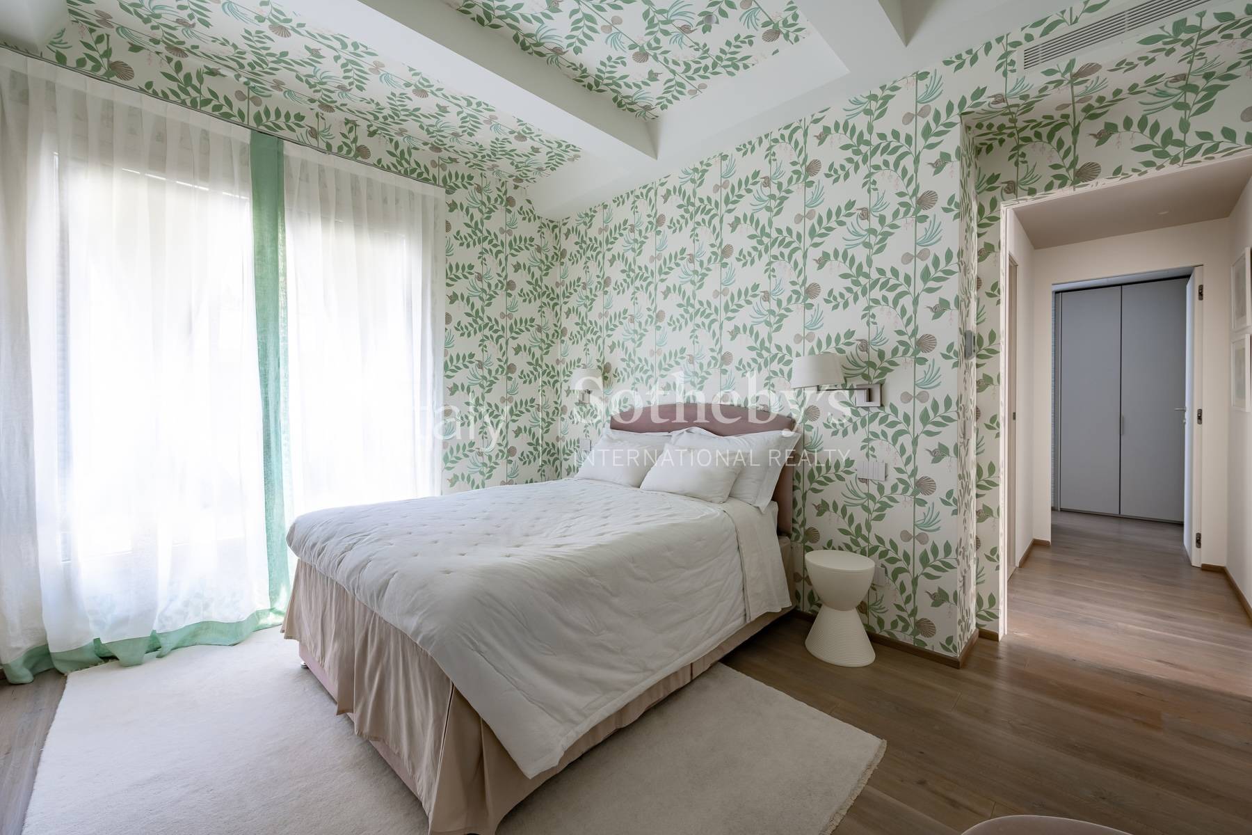  Fully renovated penthouse in the Magenta/Castello area - 物件實景