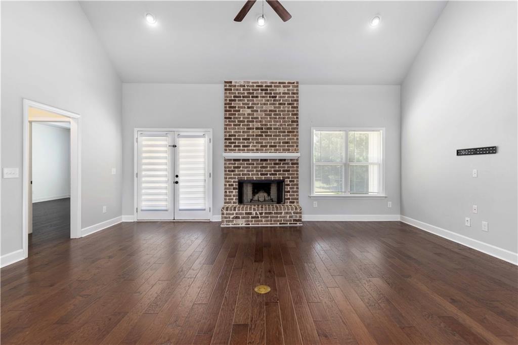 Tree Top Hl, Smiths Station, AL 36877 #1