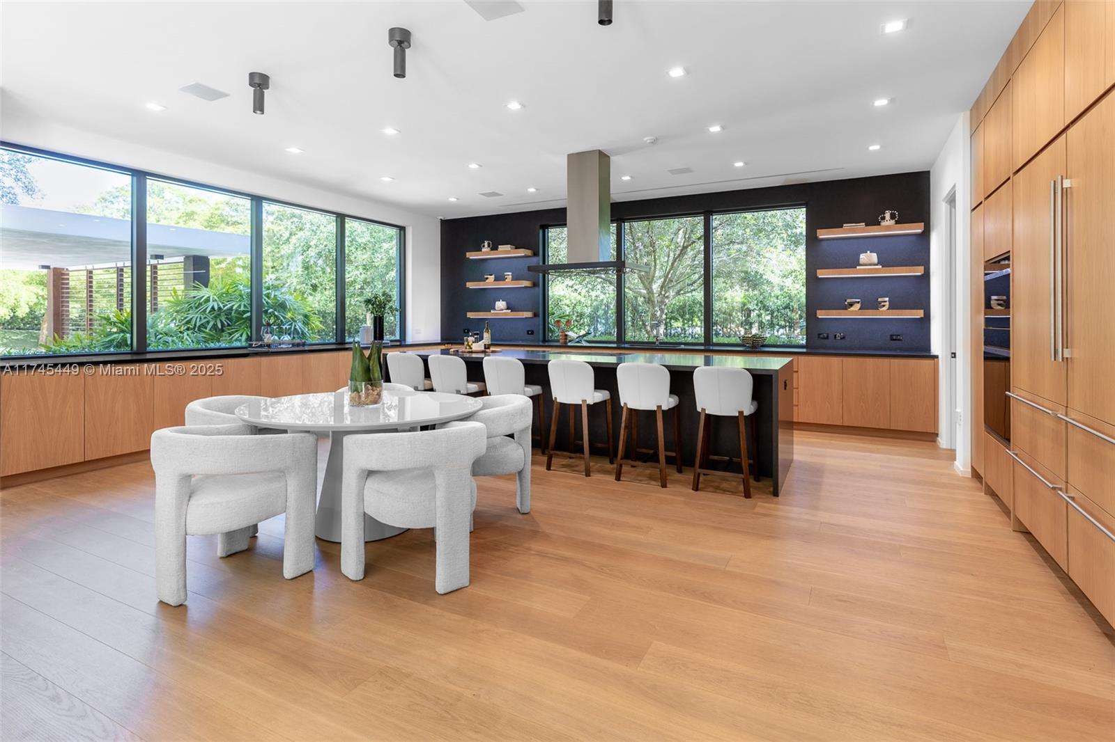 Coral Gables, Florida, 33156, United States, 7 Bedrooms Bedrooms, ,8 BathroomsBathrooms,Residential,For Sale,1732082