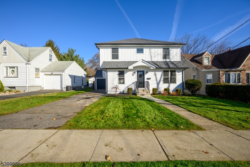 Clifton City, New Jersey, 07014, United States, 5 Bedrooms Bedrooms, ,4 BathroomsBathrooms,Residential,For Sale,2000653