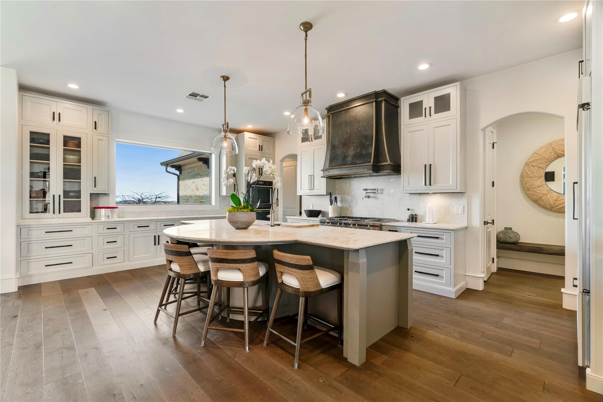 Paris, Texas, 75462, United States, 4 Bedrooms Bedrooms, ,5 BathroomsBathrooms,Residential,For Sale,1980536