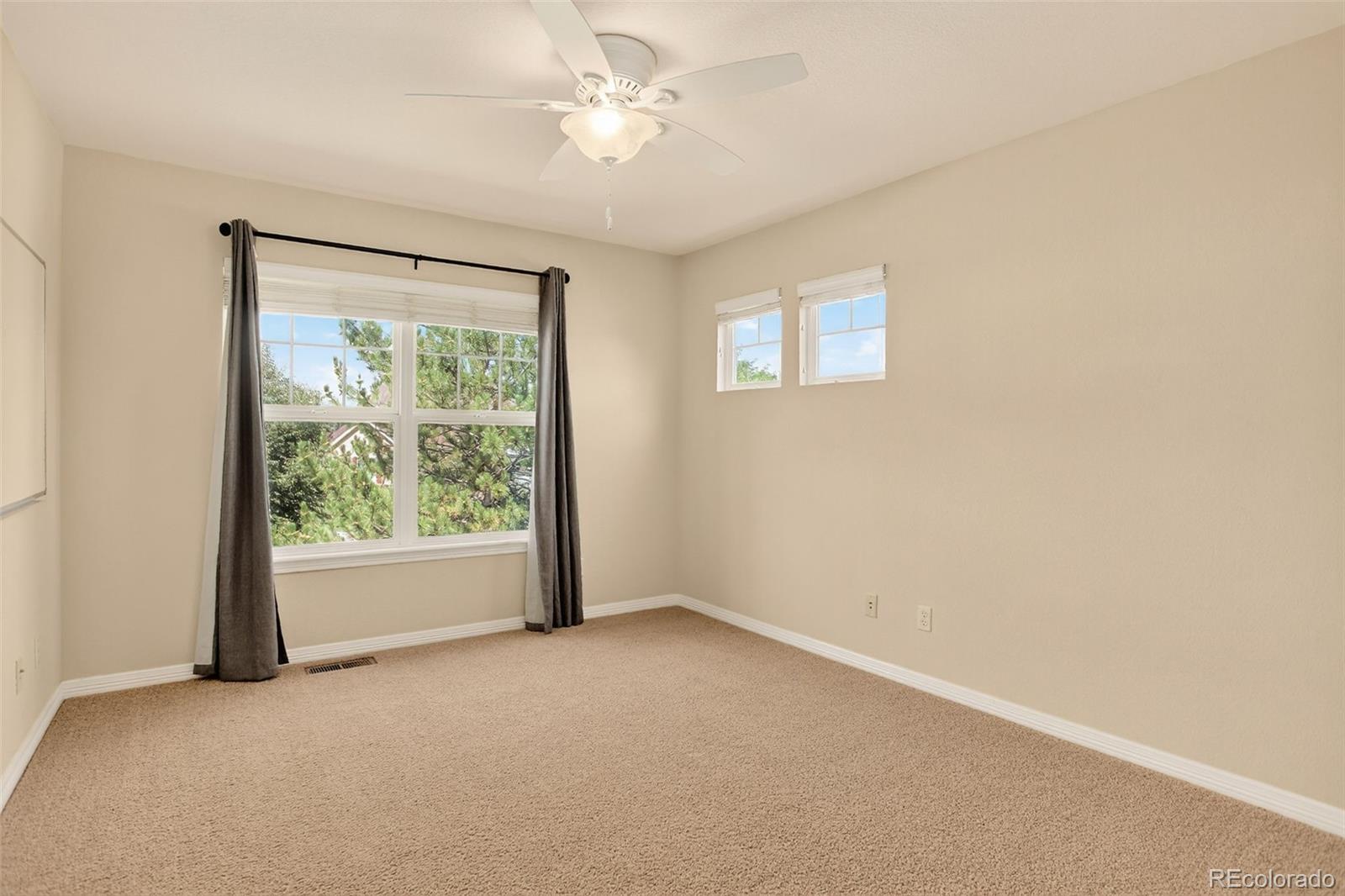 Aurora, Colorado, 80016, United States, 4 Bedrooms Bedrooms, ,4 BathroomsBathrooms,Residential,For Sale,1918774