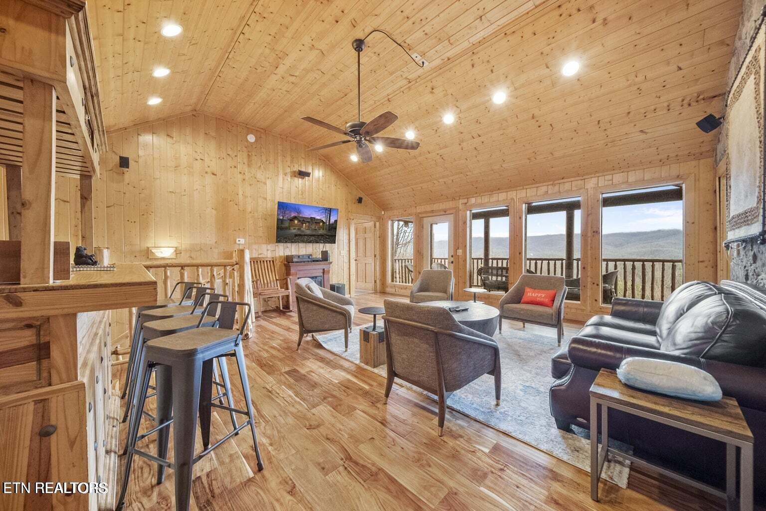 922 Scenic Tr, Gatlinburg, Tennessee, 37738, United States, 3 Bedrooms Bedrooms, ,3 BathroomsBathrooms,Residential,For Sale,922 Scenic Tr,1483117