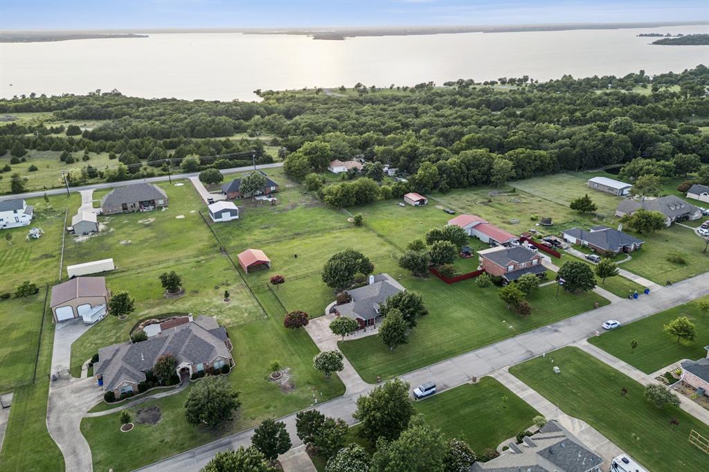 Lavon, Texas, 75166, United States, 4 Bedrooms Bedrooms, ,2 BathroomsBathrooms,Residential,For Sale,1865641