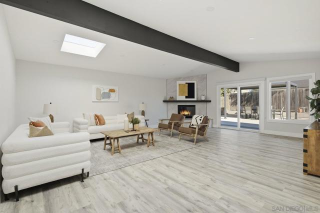 San Diego, California, 92117, United States, 3 Bedrooms Bedrooms, ,2 BathroomsBathrooms,Residential,For Sale,1987339