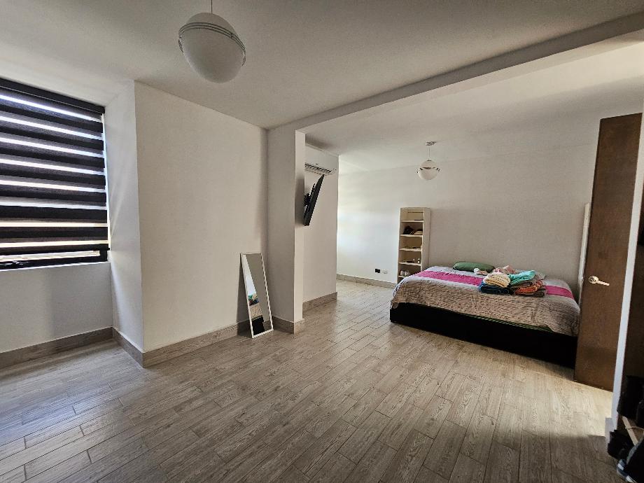 Torreón, Coahuila de Zaragoza, 27105, Mexico, 3 Bedrooms Bedrooms, ,6 BathroomsBathrooms,Residential,For Sale,1994630