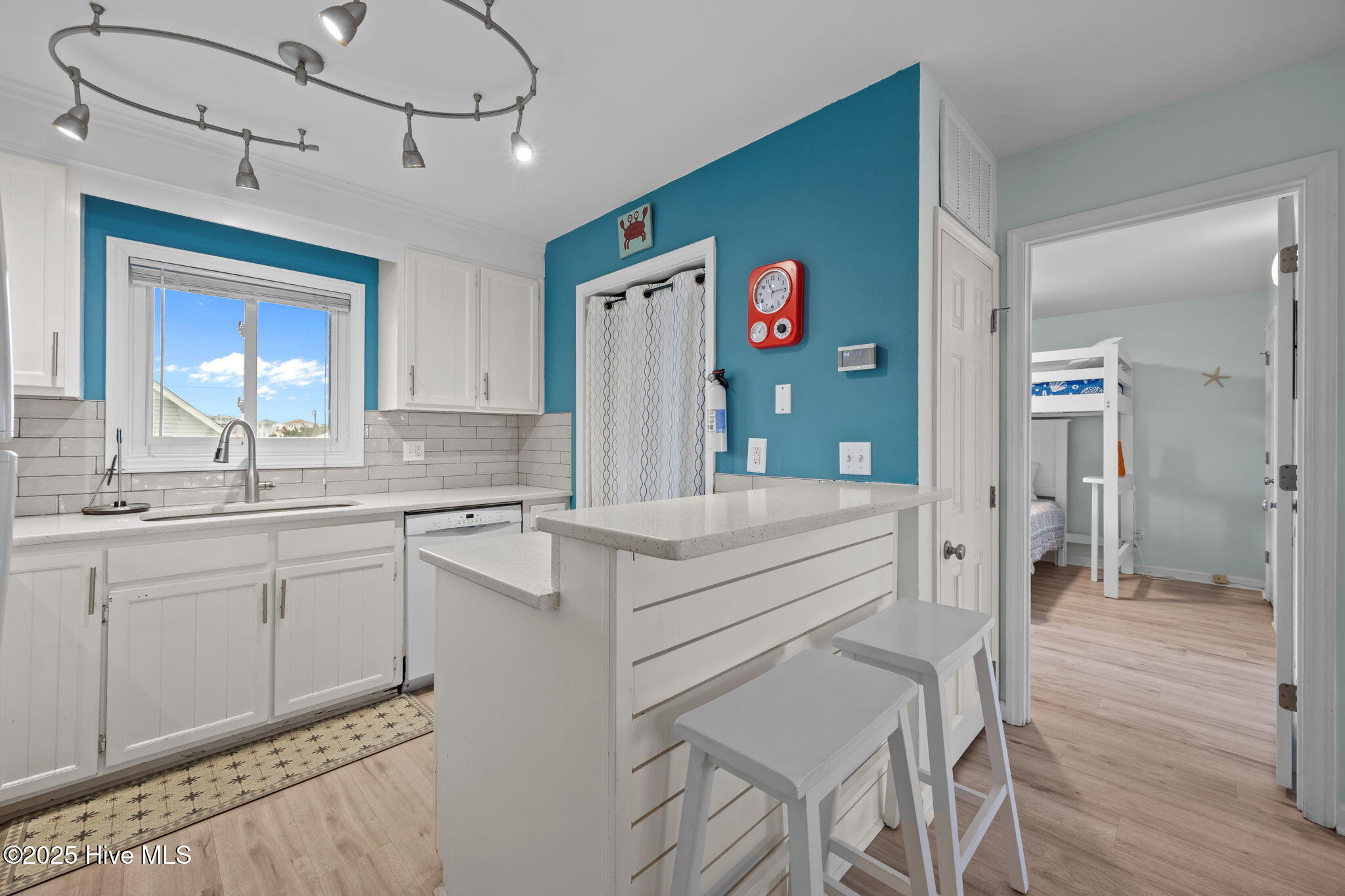 Carolina Beach, North Carolina, 28428, United States, 2 Bedrooms Bedrooms, ,2 BathroomsBathrooms,Residential,For Sale,2005552