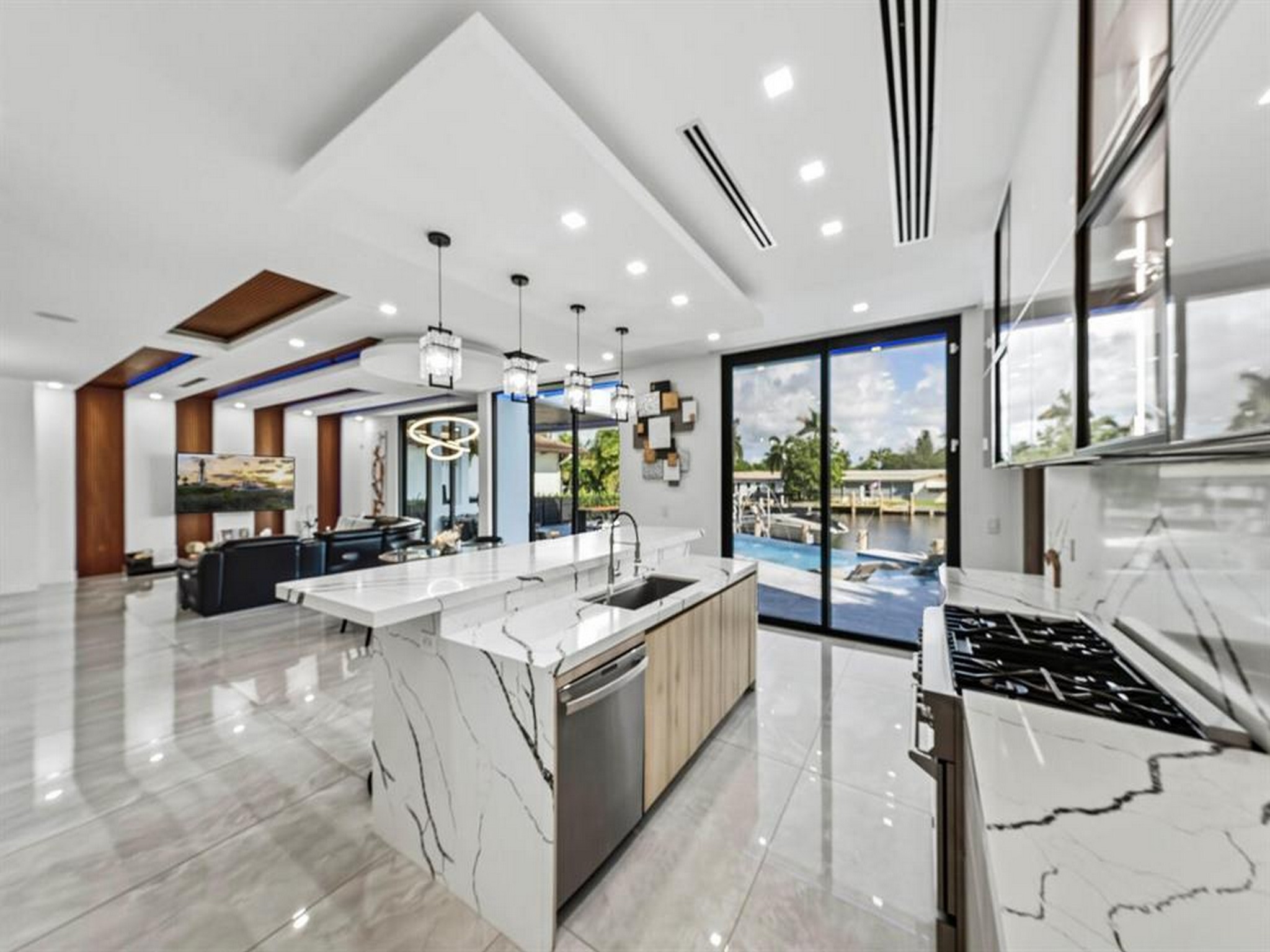  2581 NE 50th Street, Lighthouse Point, FL, 33064 - 物件實景