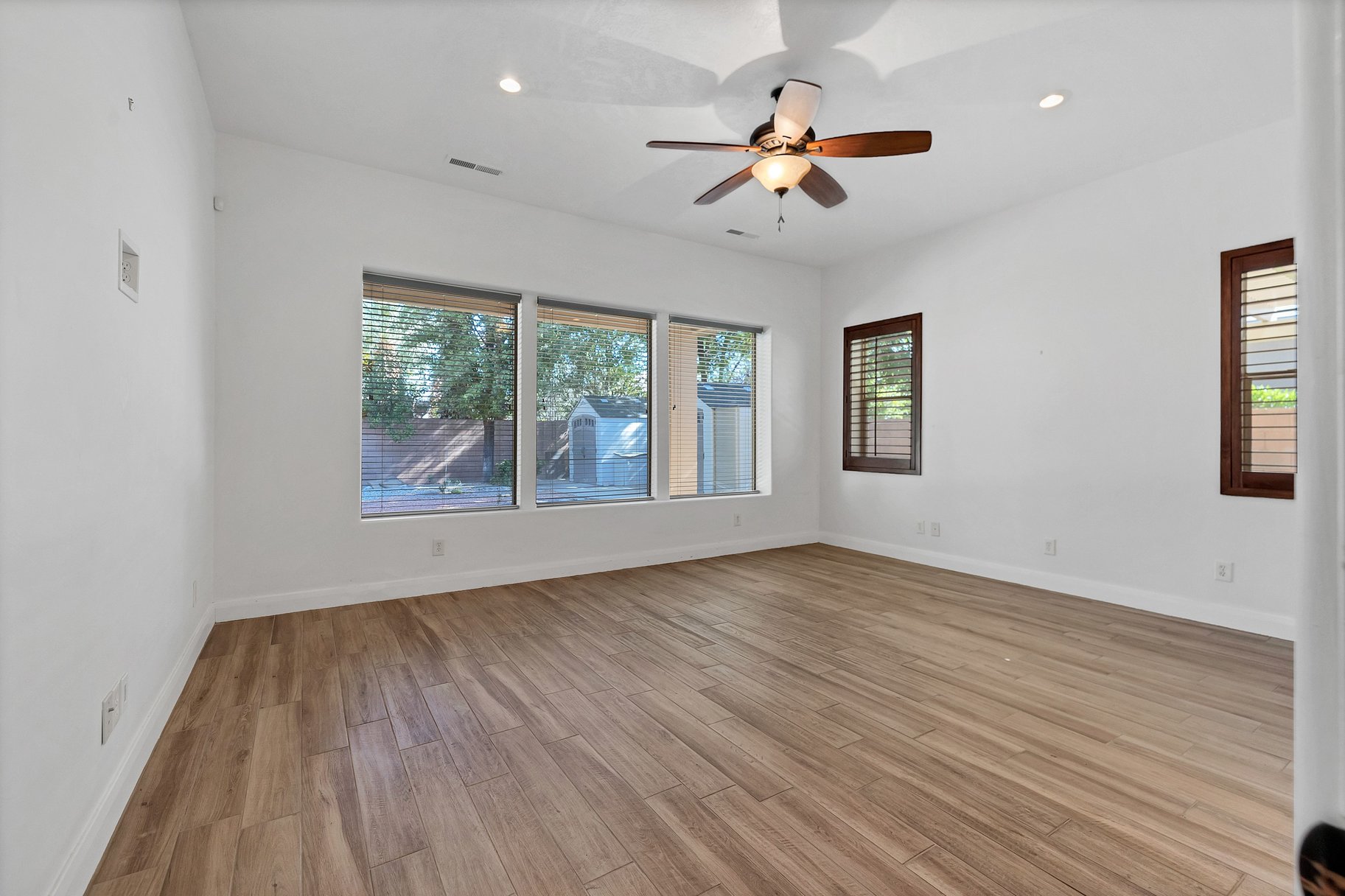  Indoor-Outdoor Living With Privacy, Space & Style In Washington Fields - 物件實景