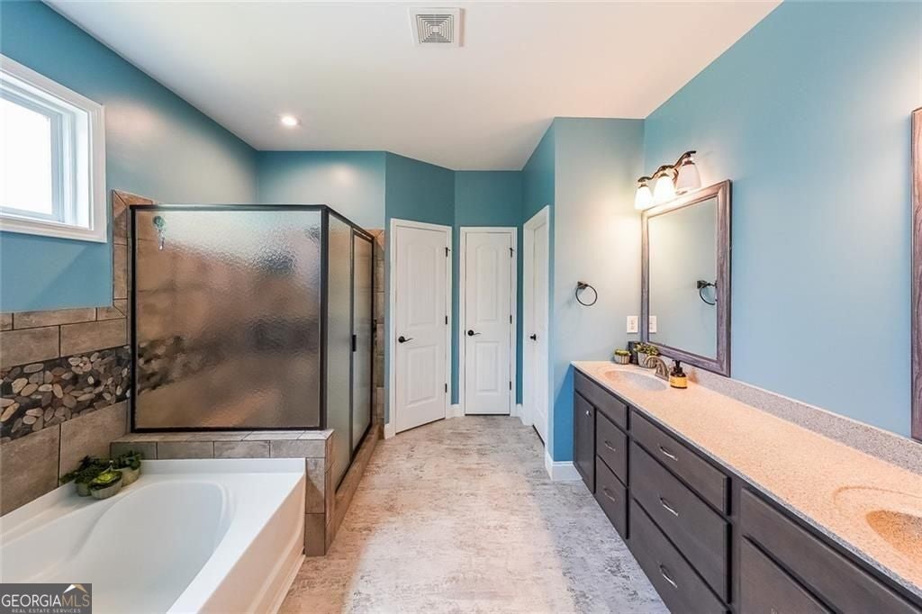 Canton, Georgia, 30114, United States, 3 Bedrooms Bedrooms, ,4 BathroomsBathrooms,Residential,For Sale,2006570