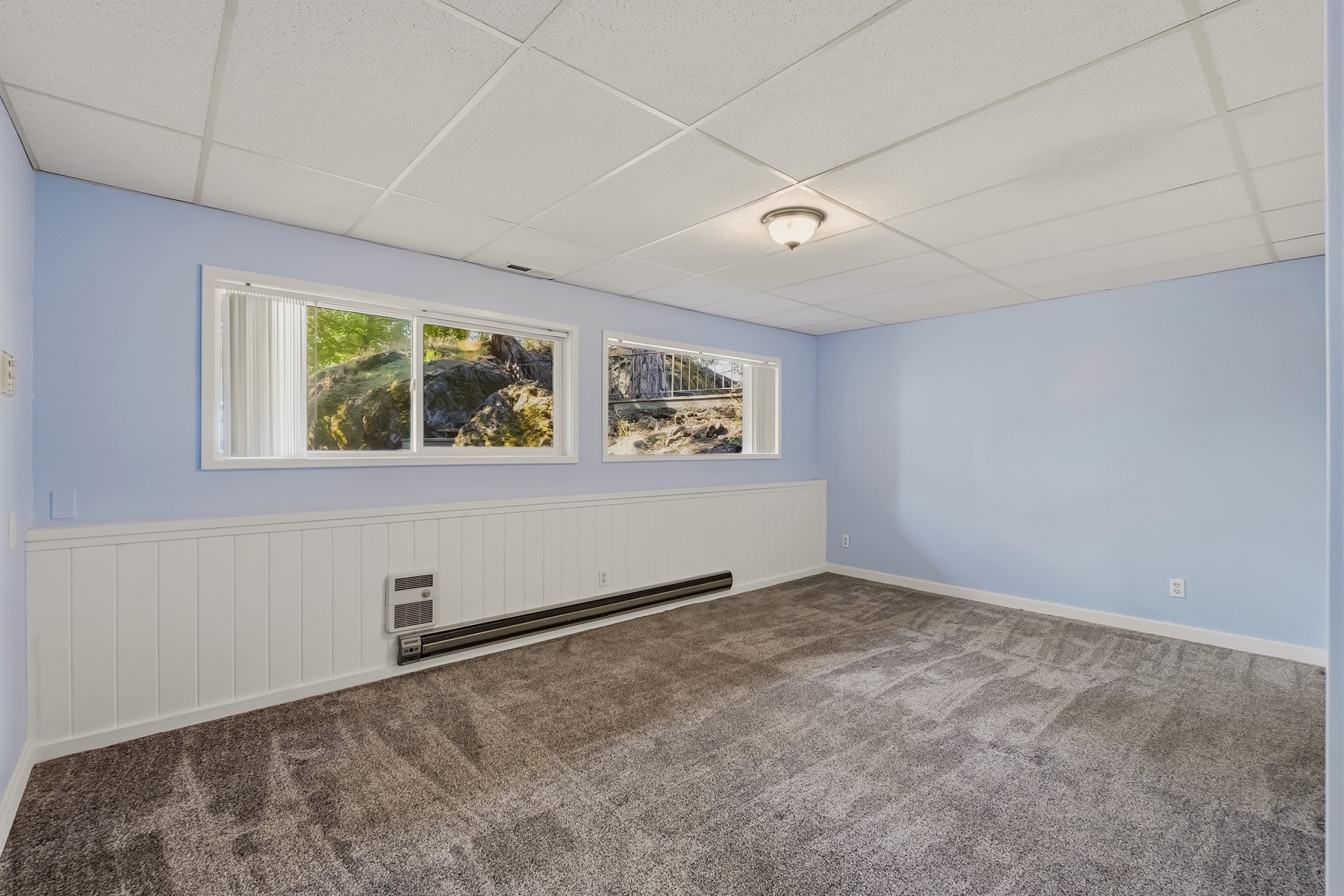  1023 N Crestline Dr - 物件實景