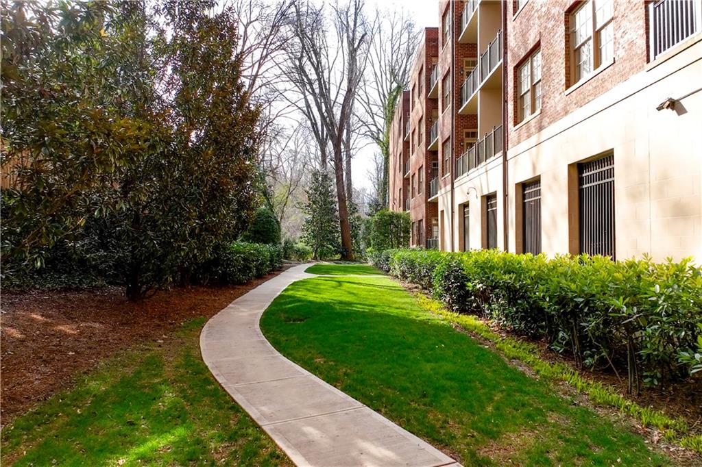 Atlanta, Georgia, 30307, United States, 3 Bedrooms Bedrooms, ,3 BathroomsBathrooms,Residential,For Sale,1901800