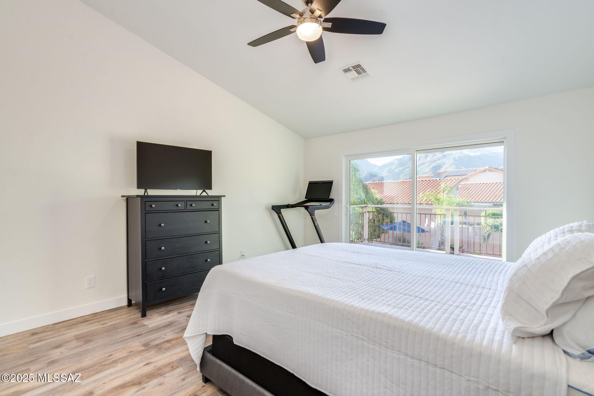 Tucson, Arizona, 85750, United States, 3 Bedrooms Bedrooms, ,3 BathroomsBathrooms,Residential,For Sale,1907782