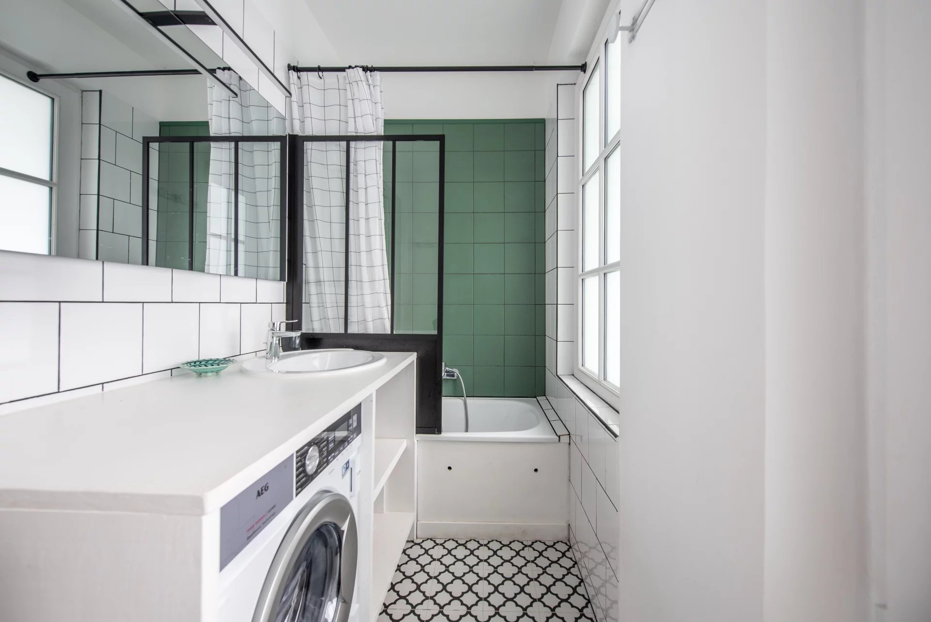 Arcachon, New Aquitaine, 33120, FR, 12 Bedrooms Bedrooms, ,6 BathroomsBathrooms,Residential,For Sale,1668784