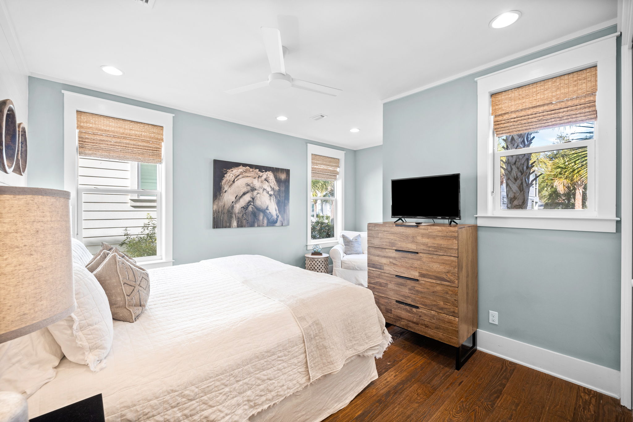  Updated Beach House Close To Beach And Enviable Amenities - 物件實景