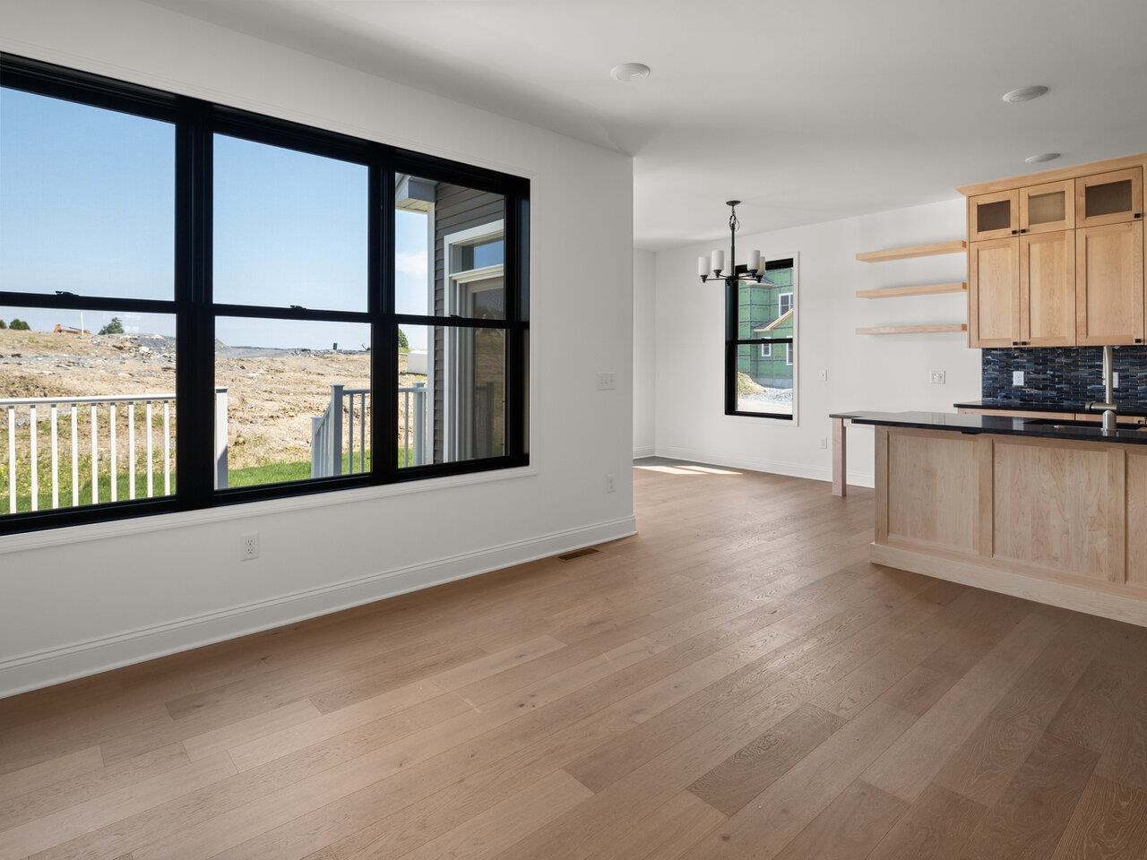 South Burlington, Vermont, 05403, United States, 2 Bedrooms Bedrooms, ,1 BathroomBathrooms,Residential,For Sale,1892130