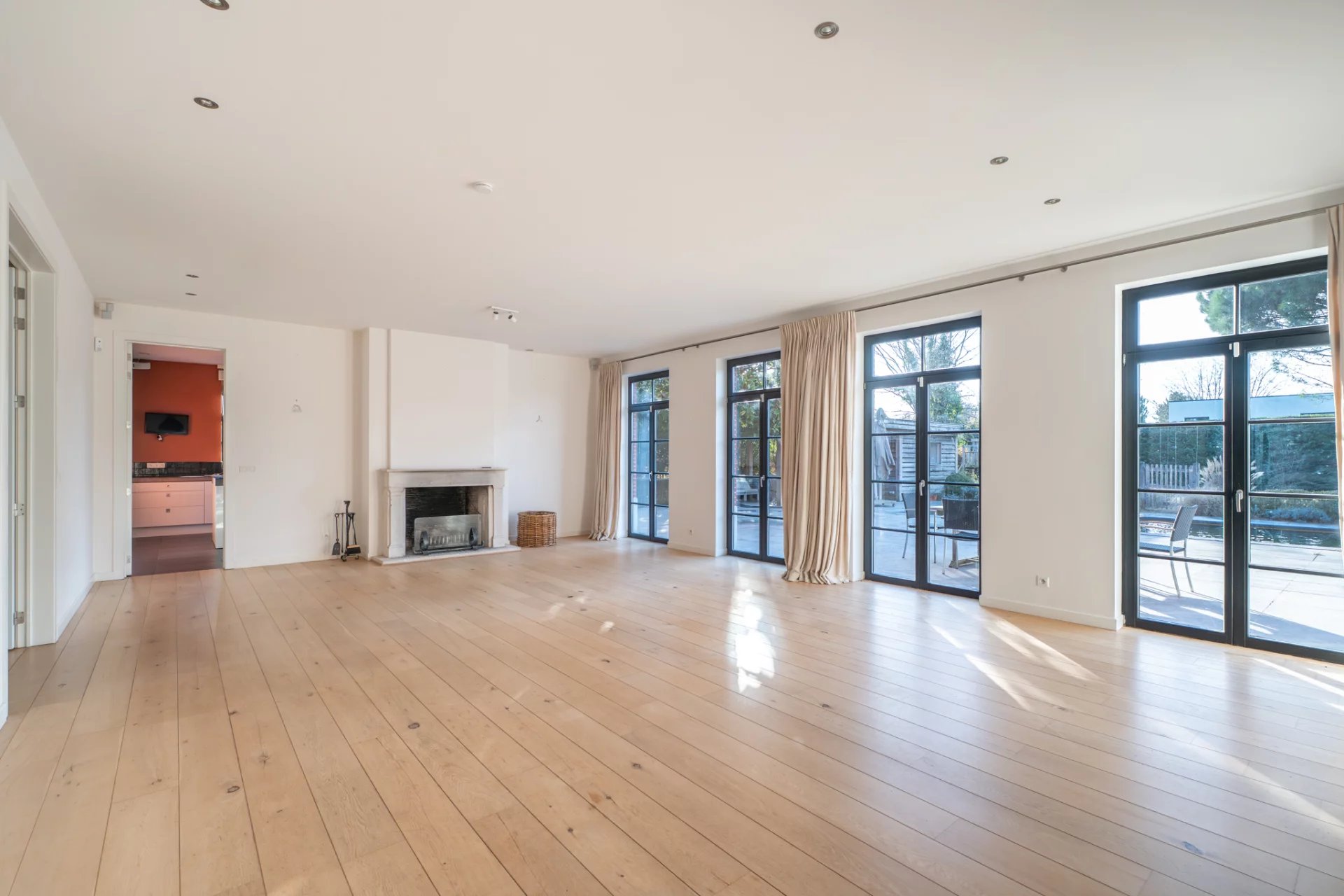 Rhode-Saint-Genese, Flanders, 1640, BE, 6 Bedrooms Bedrooms, ,11 BathroomsBathrooms,Residential,For Sale,2003186