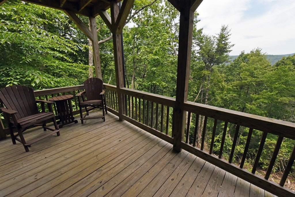 Blue Ridge, Georgia, 30513, United States, 3 Bedrooms Bedrooms, ,2 BathroomsBathrooms,Residential,For Sale,1859730