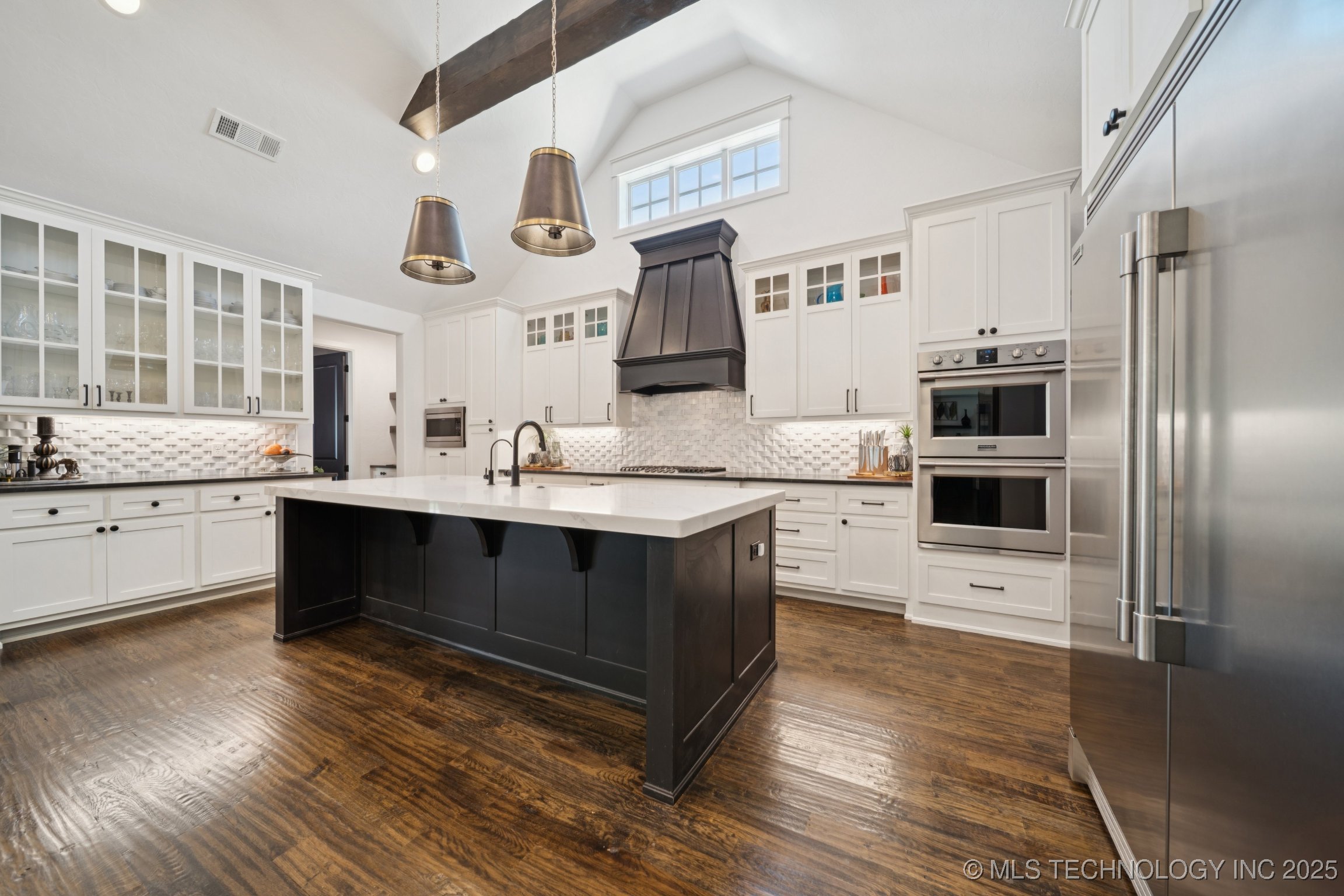Jenks, Oklahoma, 74037, United States, 4 Bedrooms Bedrooms, ,5 BathroomsBathrooms,Residential,For Sale,1932069