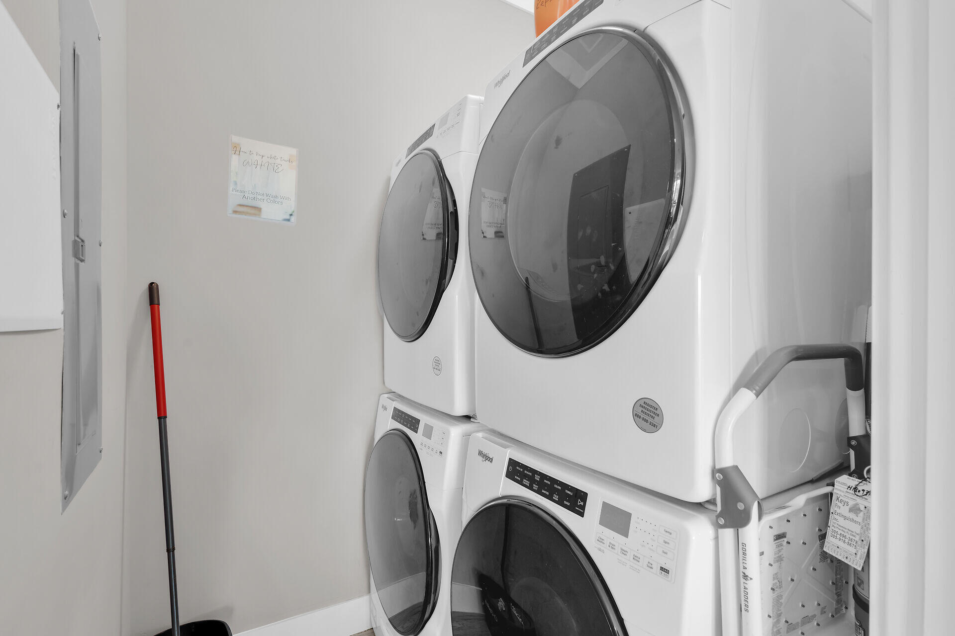 MARATHON, Florida, 33050, United States, 4 Bedrooms Bedrooms, ,4 BathroomsBathrooms,Residential,For Sale,1994527