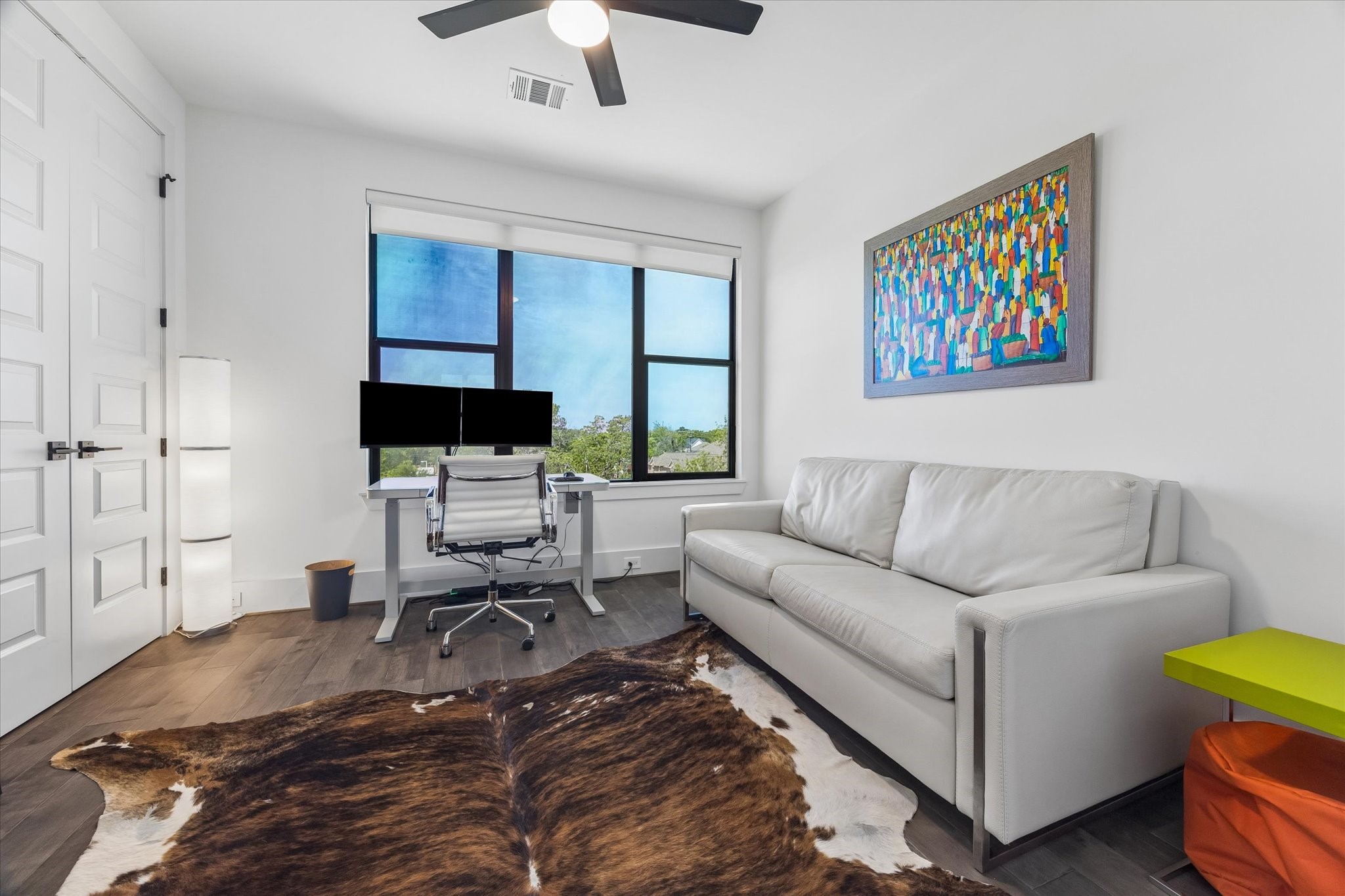  2435 Sheridan Street - 物件實景