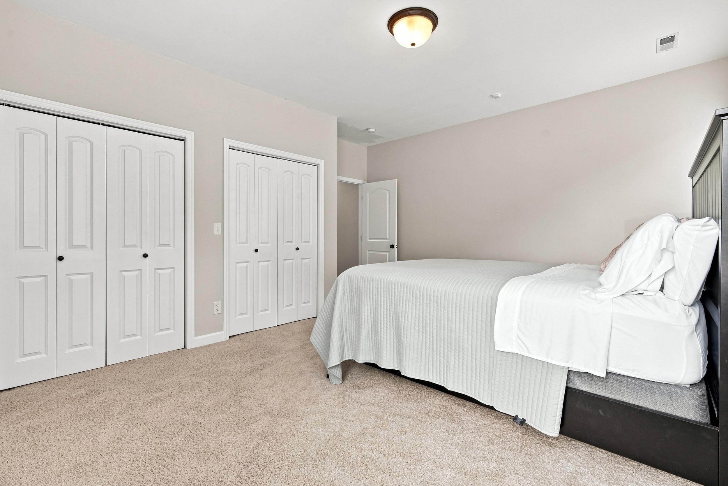  8305 Anslee Way NW - 物件實景