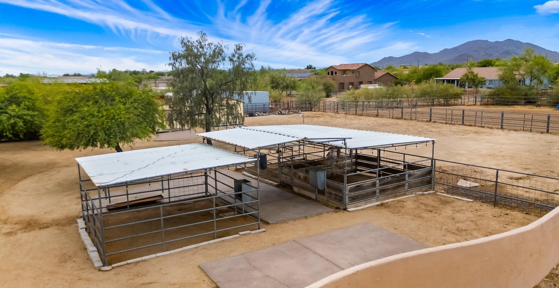  512 E Jordon Lane  Phoenix, AZ - 物件實景