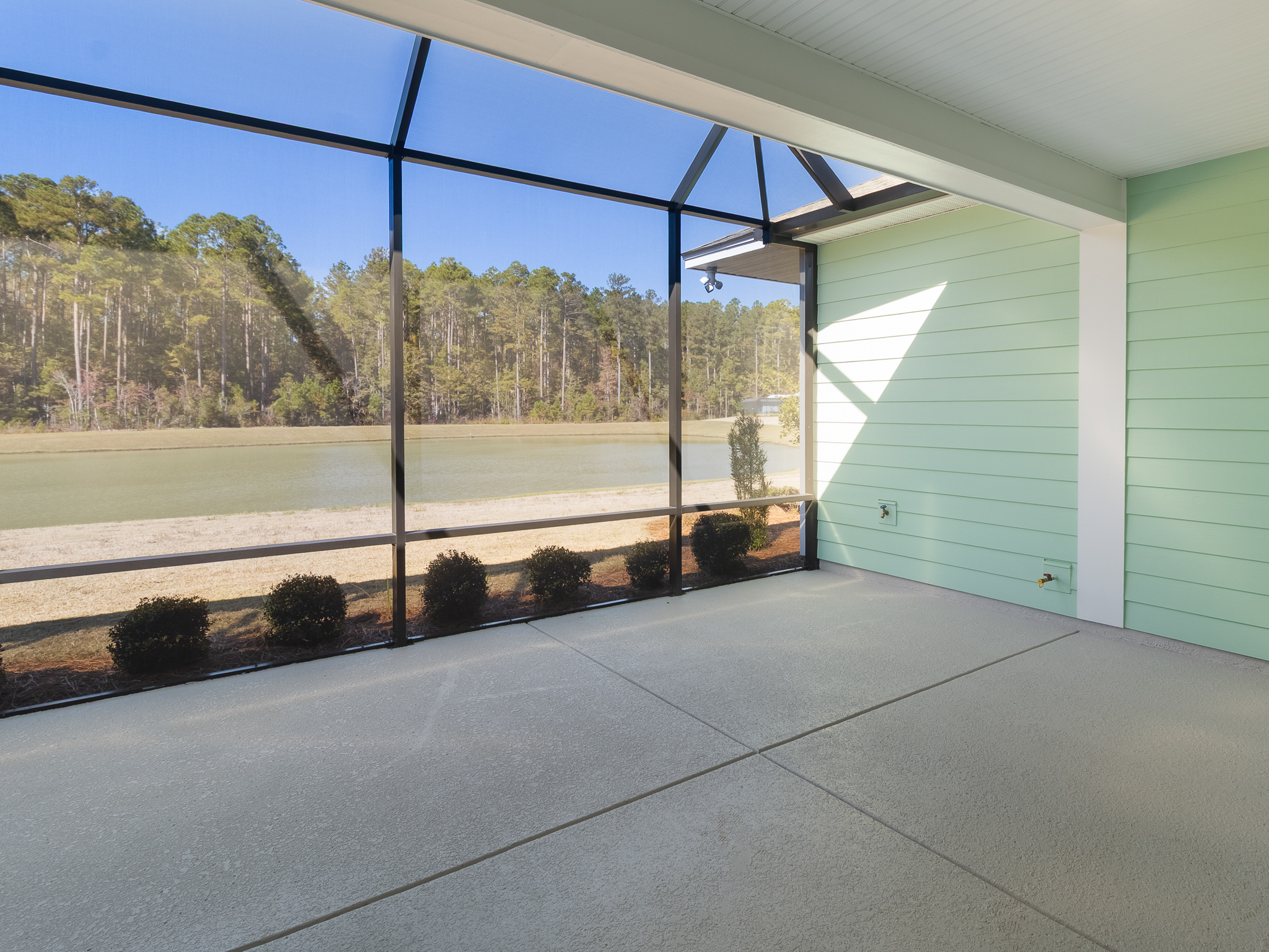 Hardeeville, South Carolina, 29927, United States, 3 Bedrooms Bedrooms, ,4 BathroomsBathrooms,Residential,For Sale,1992375