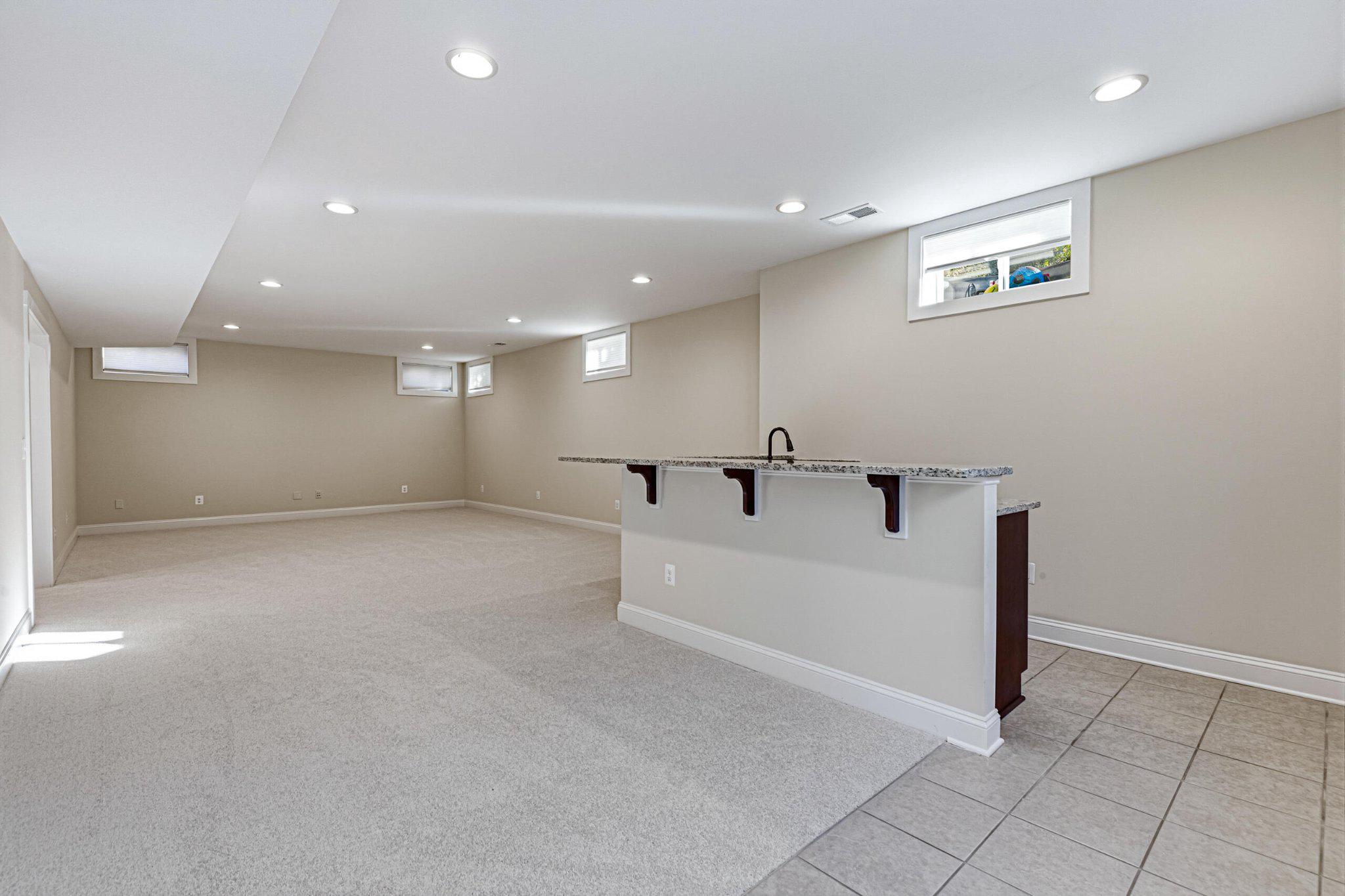  1404 Cottage Street SW, Vienna, VA, 22180 - 物件實景