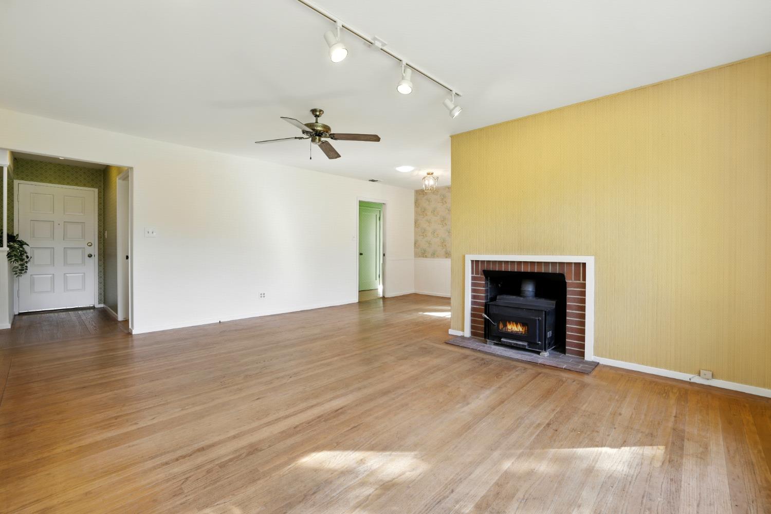 Sacramento, California, 95864, United States, 3 Bedrooms Bedrooms, ,2 BathroomsBathrooms,Residential,For Sale,1926285