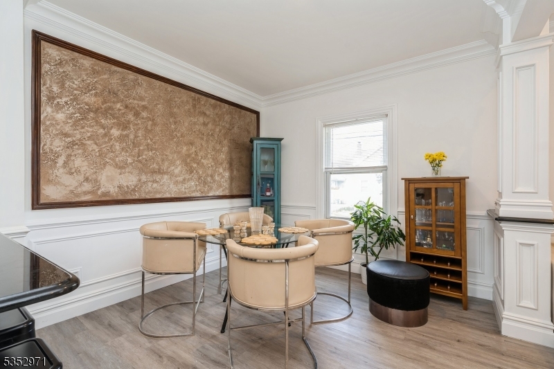 Ridgefield Boro, New Jersey, 07657, United States, 3 Bedrooms Bedrooms, ,2 BathroomsBathrooms,Residential,For Sale,1907428