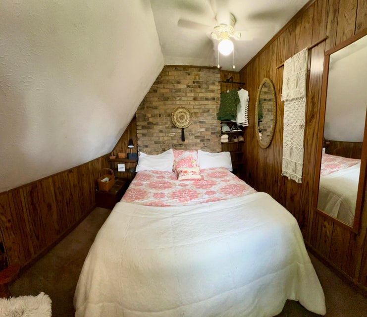 Albany, Kentucky, 42602, United States, 4 Bedrooms Bedrooms, ,2 BathroomsBathrooms,Residential,For Sale,1905722