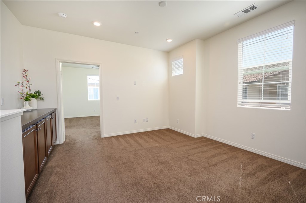 Murrieta, California, 92563, United States, 3 Bedrooms Bedrooms, ,3 BathroomsBathrooms,Residential,For Sale,1942621