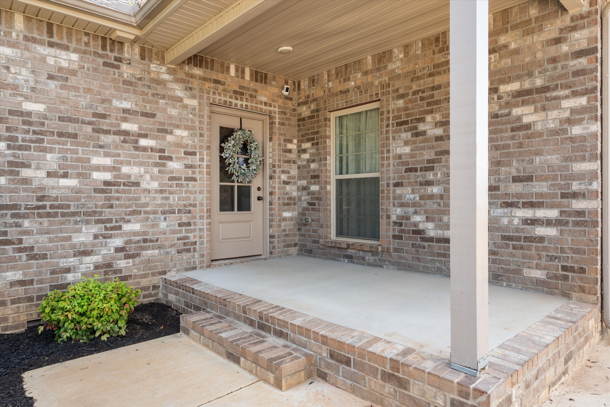 Clarksville, Tennessee, 37043, United States, 5 Bedrooms Bedrooms, ,5 BathroomsBathrooms,Residential,For Sale,1883067